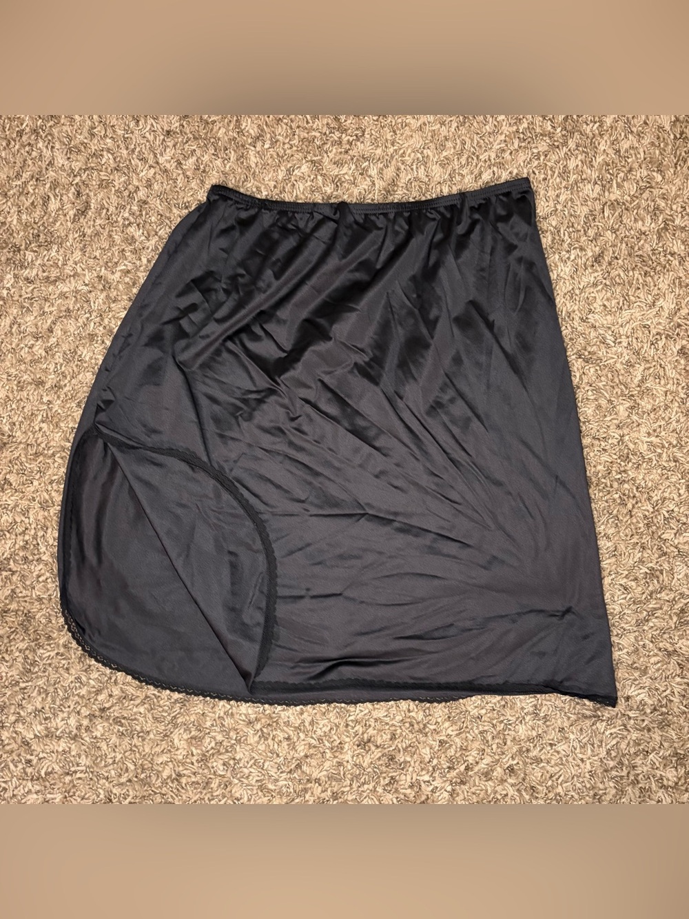 Vintage Vanity Fair Black Half Slip Skirt Lace Trim Size M 24” Made in USA